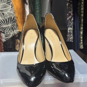 M.Gemi Black Patent Leather Women's Pumps